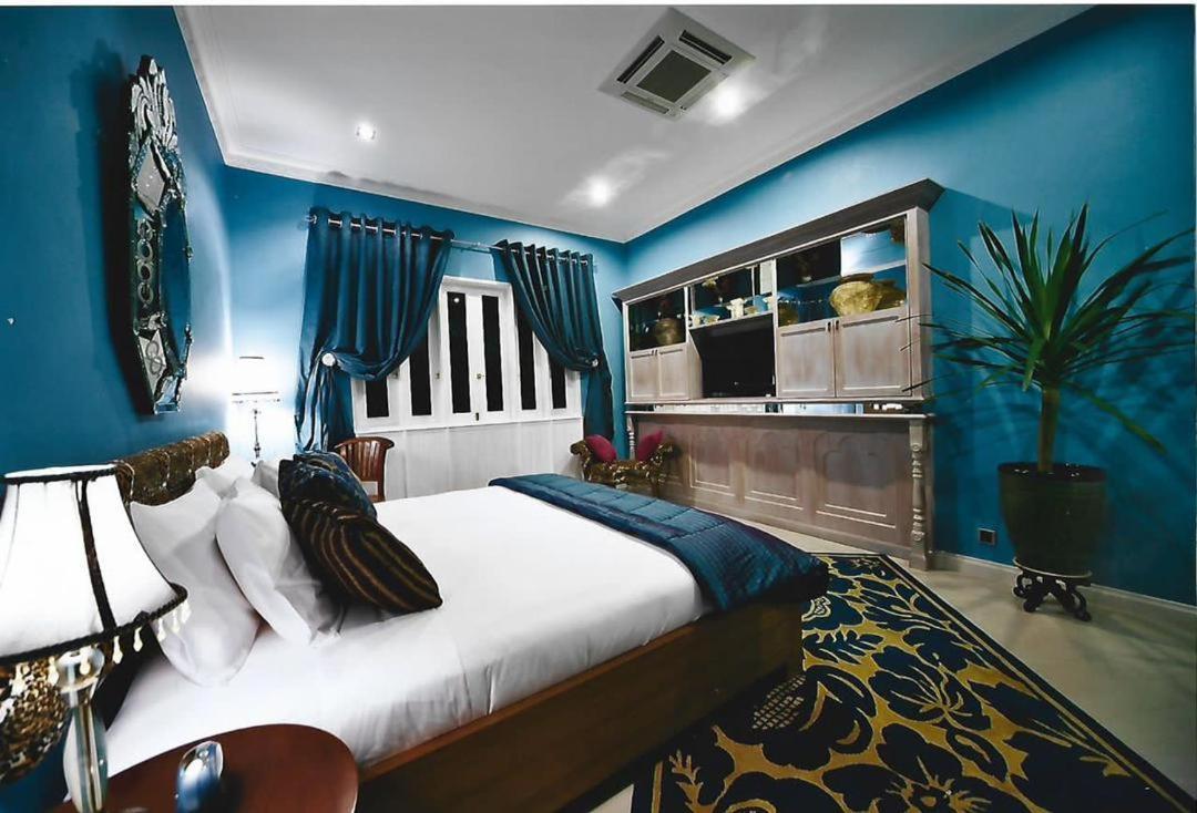Indulgence Living Hotel Ипох Екстериор снимка